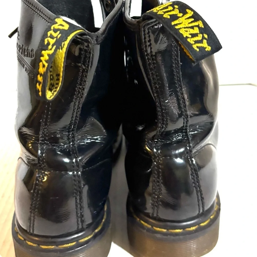 Dr. Martens glossy black
